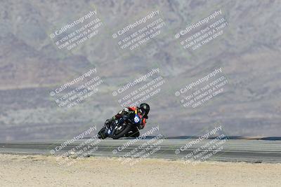 media/Dec-07-2025-CVMA (Sun) [[3e7d2de5dc]]/Race 7-Formula Lightweight Twins Shootout/